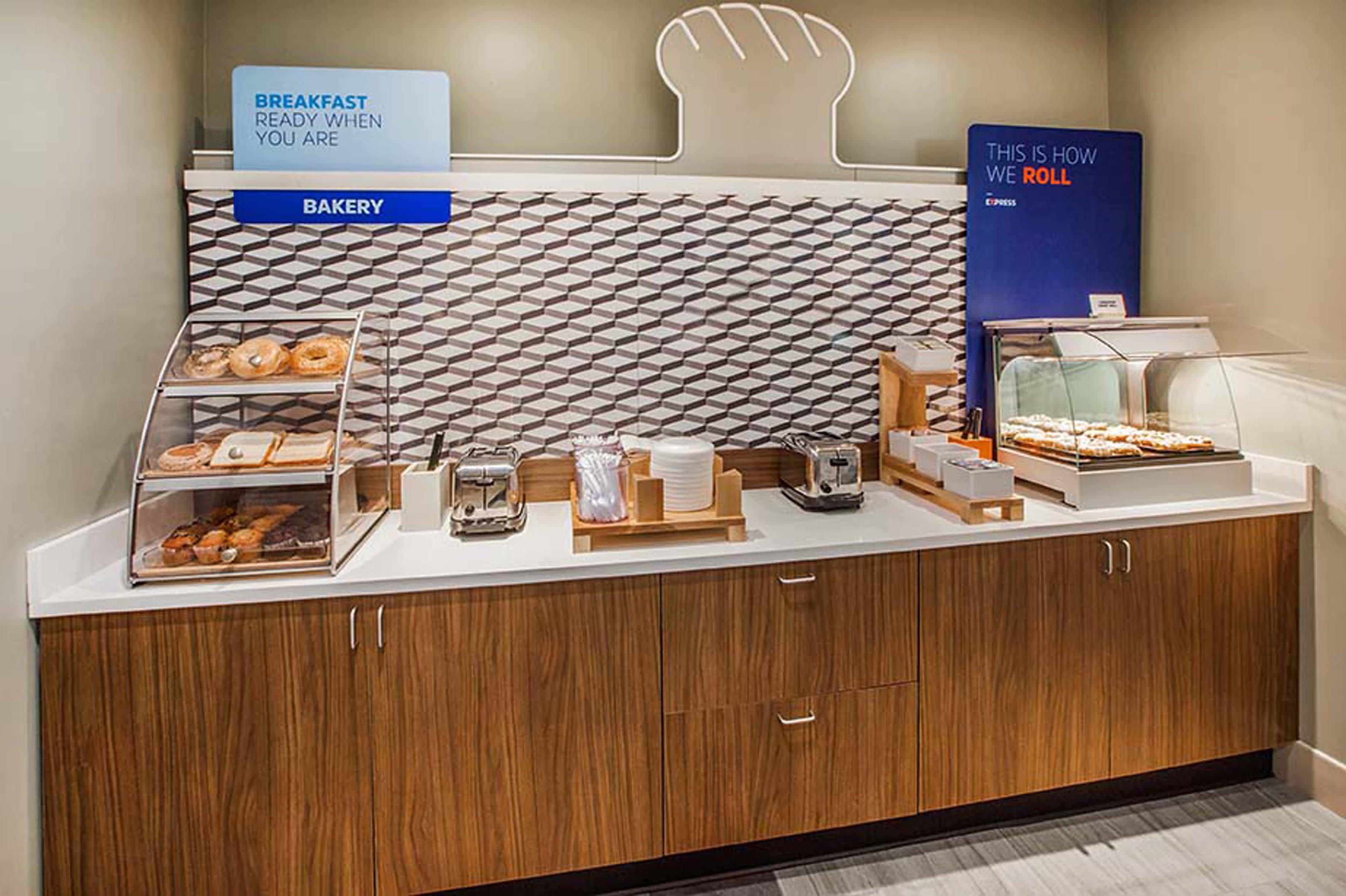 Holiday Inn Express & Suites - Marshalltown By Ihg Eksteriør billede