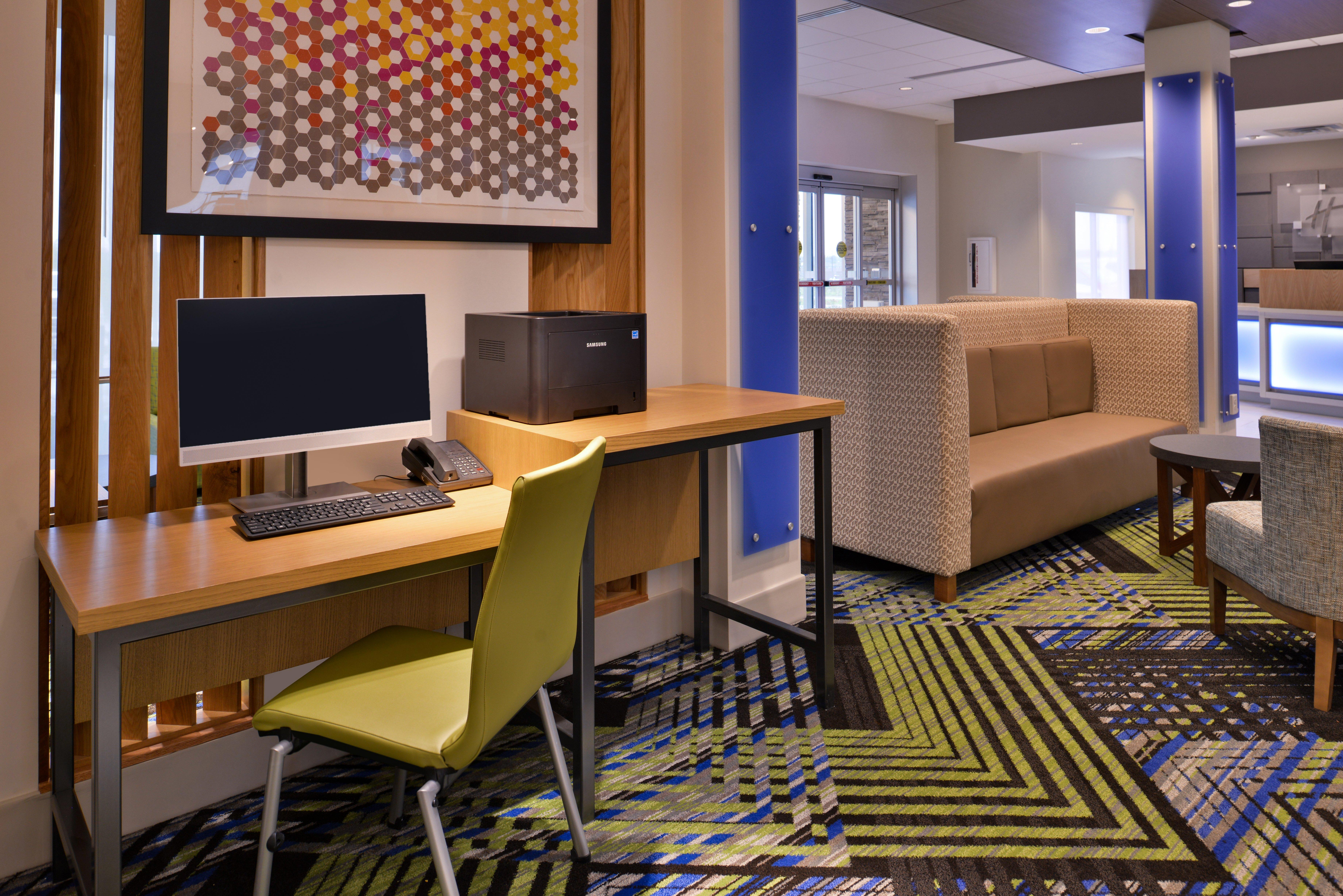 Holiday Inn Express & Suites - Marshalltown By Ihg Eksteriør billede