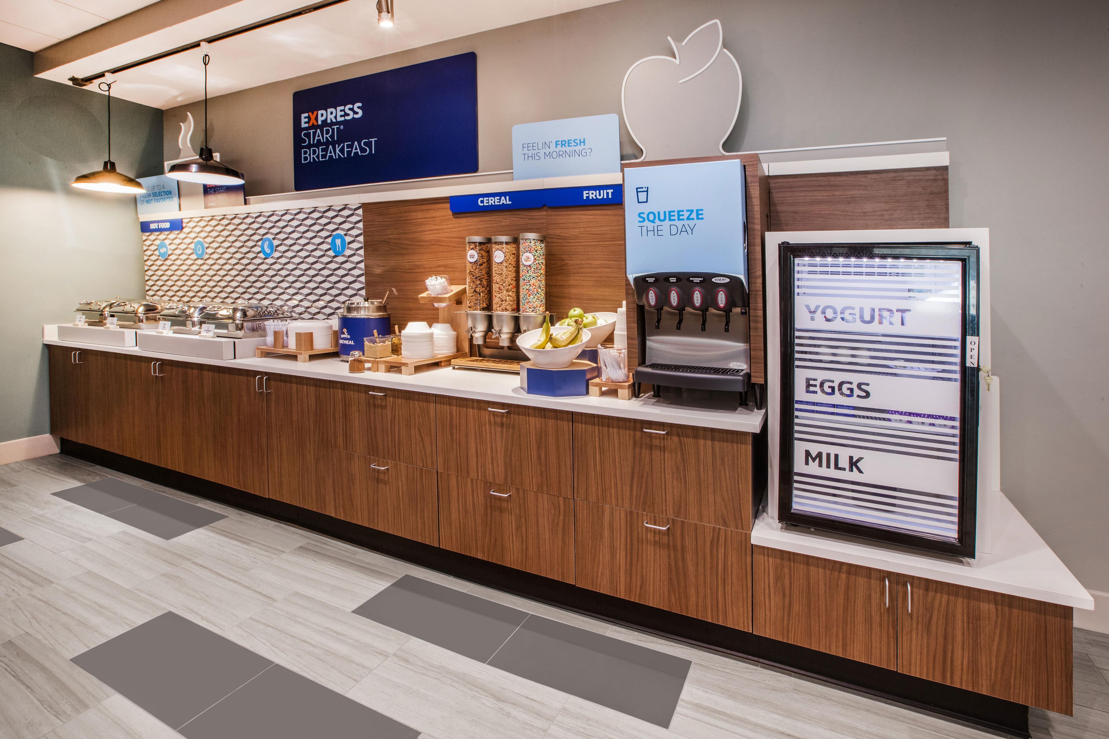 Holiday Inn Express & Suites - Marshalltown By Ihg Eksteriør billede
