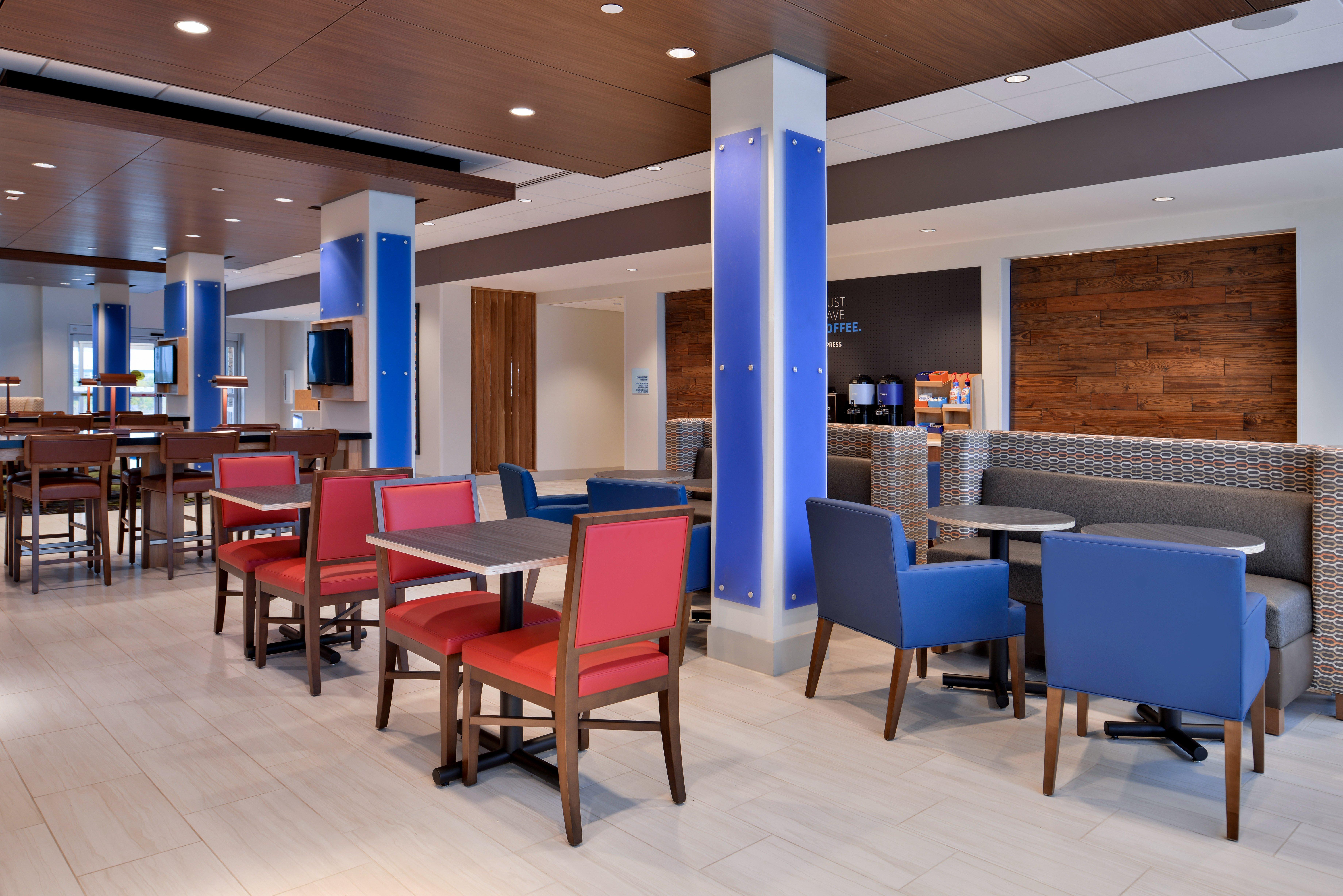 Holiday Inn Express & Suites - Marshalltown By Ihg Eksteriør billede