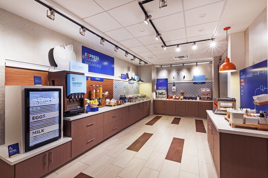 Holiday Inn Express & Suites - Marshalltown By Ihg Eksteriør billede