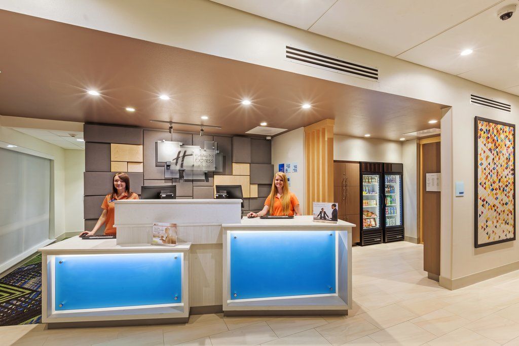 Holiday Inn Express & Suites - Marshalltown By Ihg Eksteriør billede