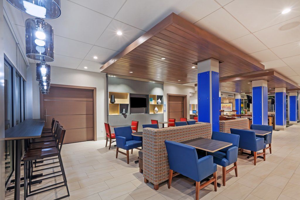 Holiday Inn Express & Suites - Marshalltown By Ihg Eksteriør billede
