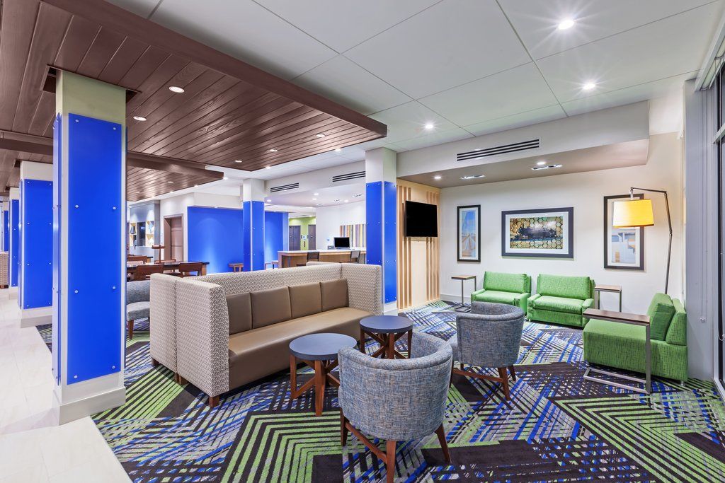 Holiday Inn Express & Suites - Marshalltown By Ihg Eksteriør billede