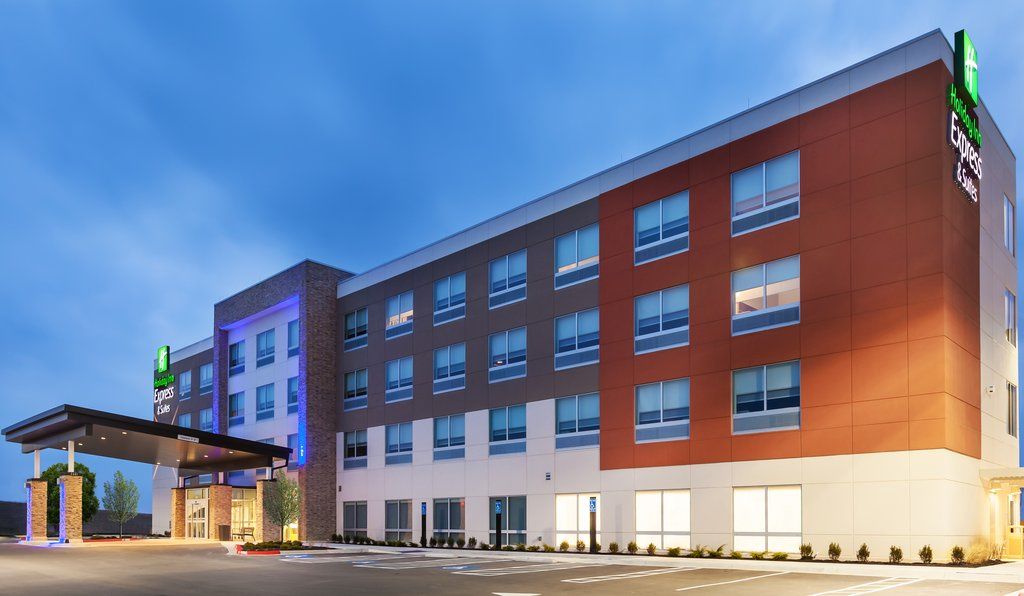 Holiday Inn Express & Suites - Marshalltown By Ihg Eksteriør billede